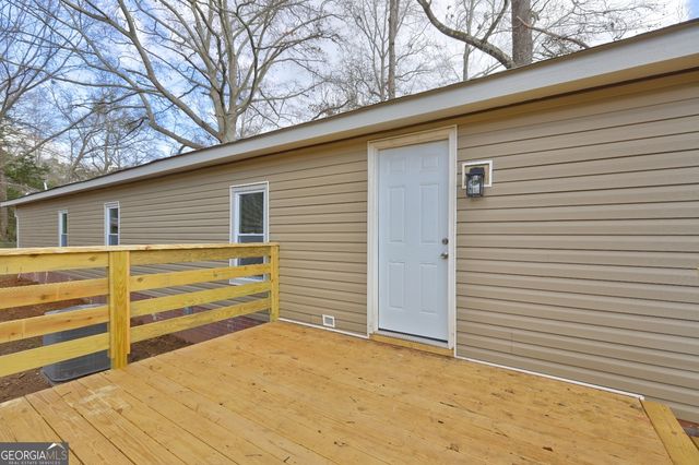 144 Skyland Drive E, Locust Grove, GA 30248