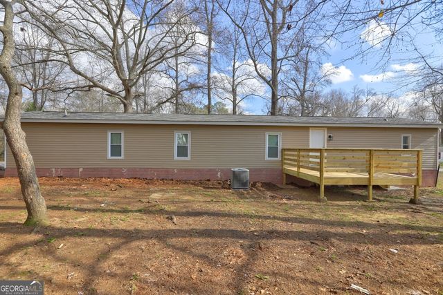 144 Skyland Drive E, Locust Grove, GA 30248