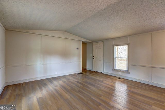 144 Skyland Drive E, Locust Grove, GA 30248