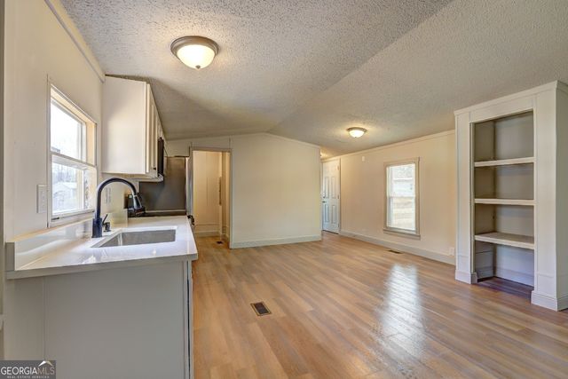 144 Skyland Drive E, Locust Grove, GA 30248