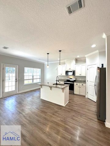 156 Hamlet Court, Hinesville, GA 31313