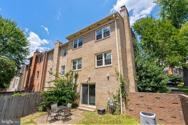 7349 ELDORADO CT, Mclean, VA 22102