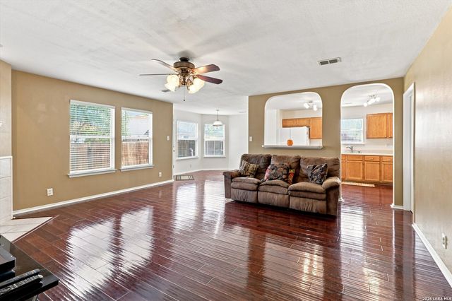 5435 Stormy Breeze, San Antonio, TX 78247
