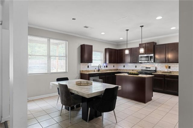 210 Silver Willow Walk, Covington, GA 30016