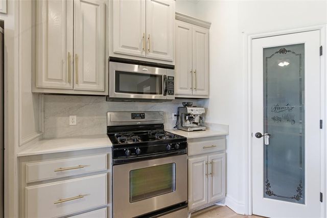 4202 Jordan Avenue, Edmond, OK 73013