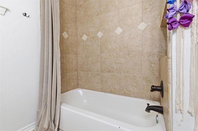 4202 Jordan Avenue, Edmond, OK 73013