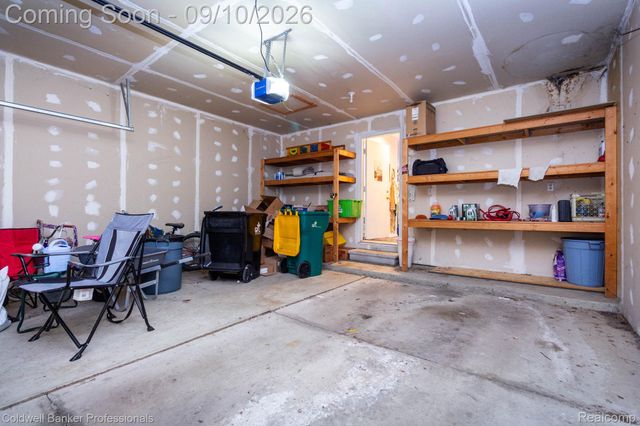 25188 Dunham Court, Farmington Hills, MI 48336