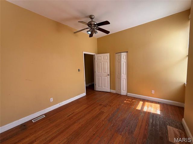 3332 Nebraska Avenue, St Louis, MO 63118