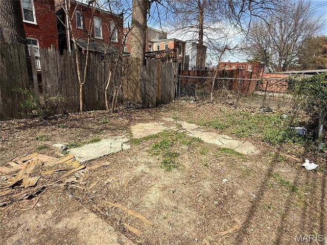 3332 Nebraska Avenue, St Louis, MO 63118