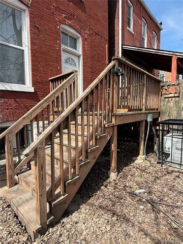 3332 Nebraska Avenue, St Louis, MO 63118