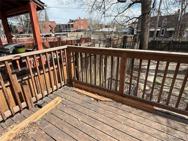 3332 Nebraska Avenue, St Louis, MO 63118