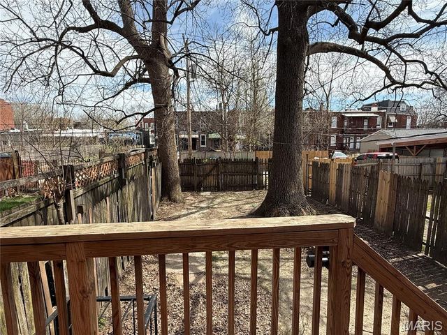3332 Nebraska Avenue, St Louis, MO 63118