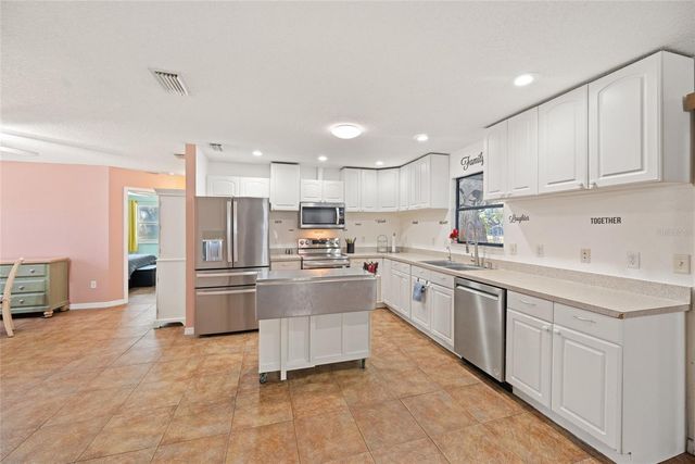 10100 FRIERSON LAKE DRIVE, Hudson, FL 34669