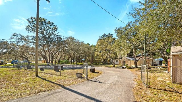 10100 FRIERSON LAKE DRIVE, Hudson, FL 34669