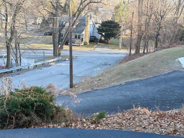 3 Morgan St, Worcester, MA 01606