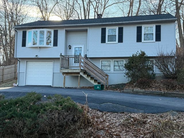 3 Morgan St, Worcester, MA 01606
