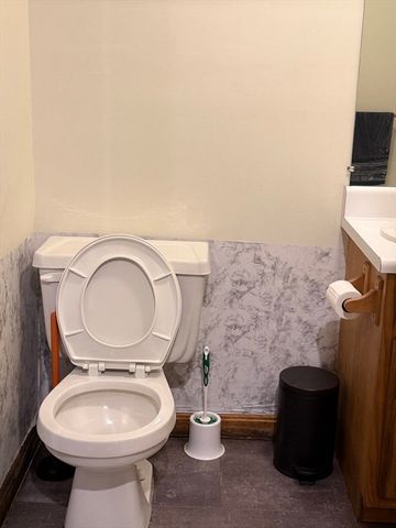 3 Morgan St, Worcester, MA 01606