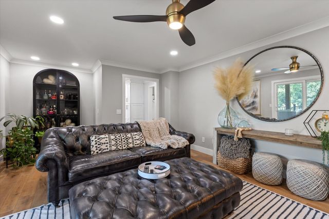9321 Royal Shadows Drive, Chattanooga, TN 37421