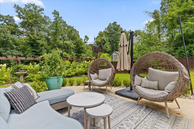 9321 Royal Shadows Drive, Chattanooga, TN 37421