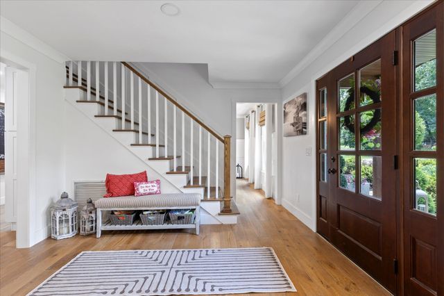 9321 Royal Shadows Drive, Chattanooga, TN 37421