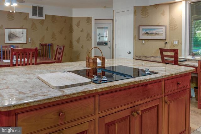 377 HEMSLEY DR, Queenstown, MD 21658
