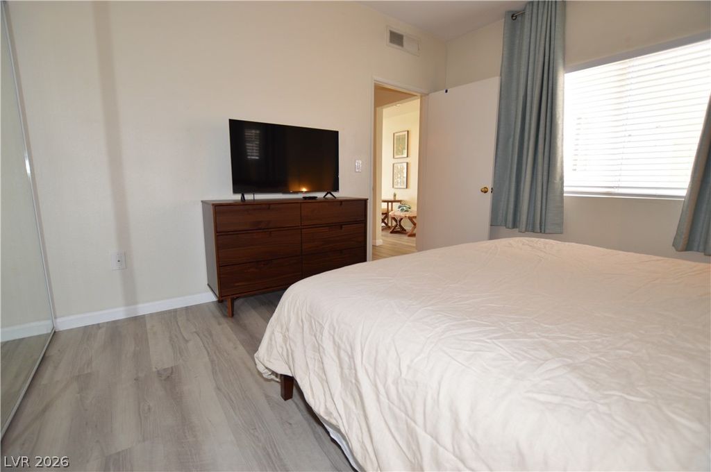 Image 13 of property listing at 270 East Flamingo Road 418, Las Vegas, NV 89169