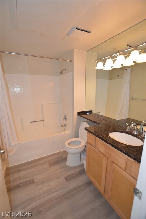 Image 14 of property listing at 270 East Flamingo Road 418, Las Vegas, NV 89169