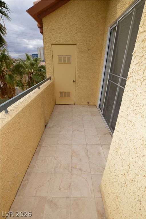 Image 19 of property listing at 270 East Flamingo Road 418, Las Vegas, NV 89169