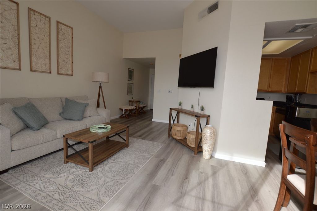 Image 2 of property listing at 270 East Flamingo Road 418, Las Vegas, NV 89169