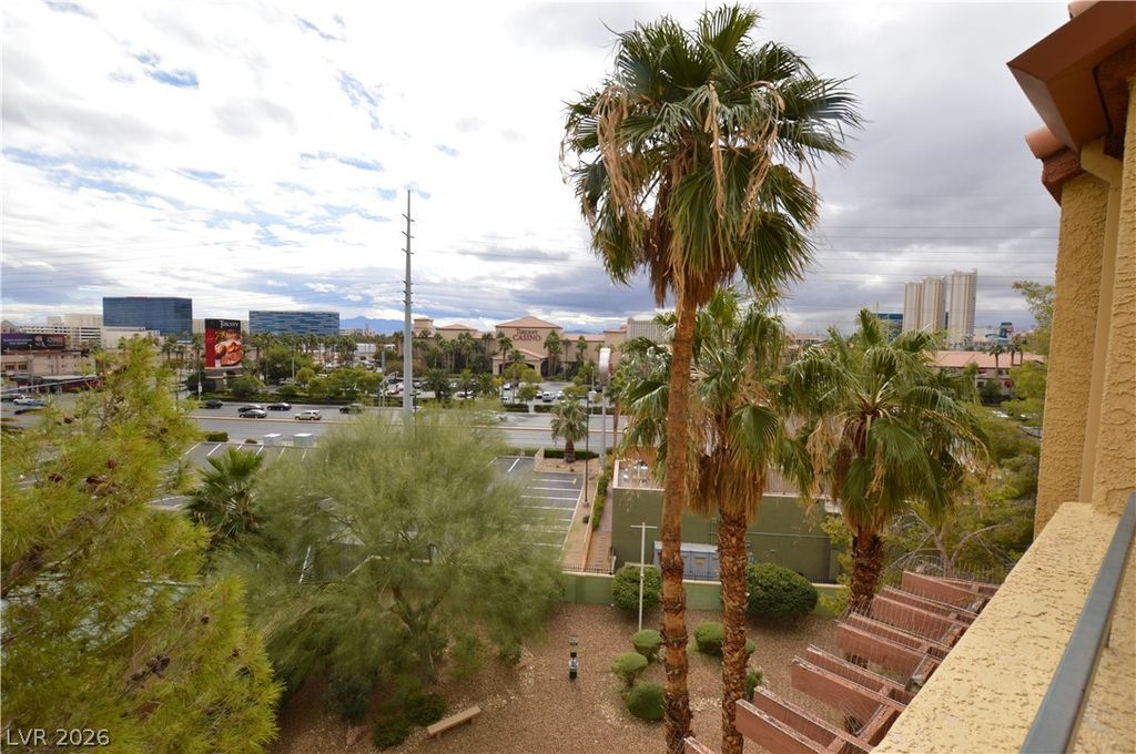 Image 22 of property listing at 270 East Flamingo Road 418, Las Vegas, NV 89169