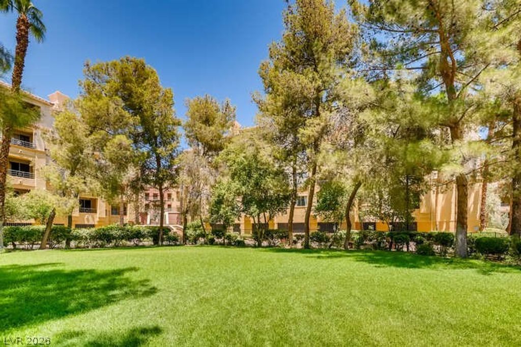 Image 37 of property listing at 270 East Flamingo Road 418, Las Vegas, NV 89169