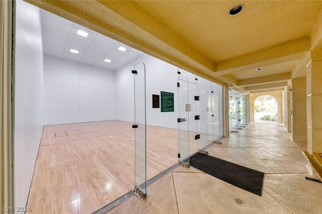 Image 43 of property listing at 270 East Flamingo Road 418, Las Vegas, NV 89169