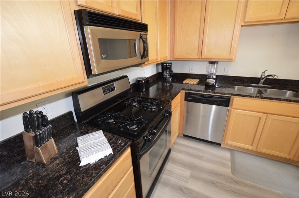 Image 7 of property listing at 270 East Flamingo Road 418, Las Vegas, NV 89169