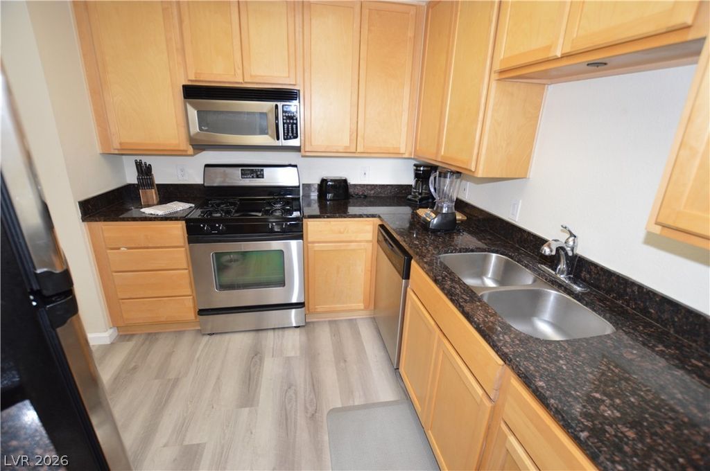 Image 9 of property listing at 270 East Flamingo Road 418, Las Vegas, NV 89169
