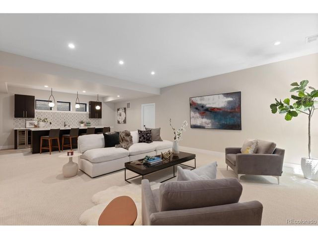 1100 S Elizabeth St, Denver, CO 80210