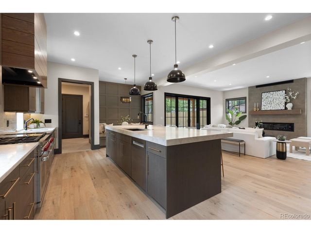 1100 S Elizabeth St, Denver, CO 80210