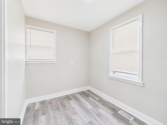 28 S QUEEN ST, Dover, DE 19904