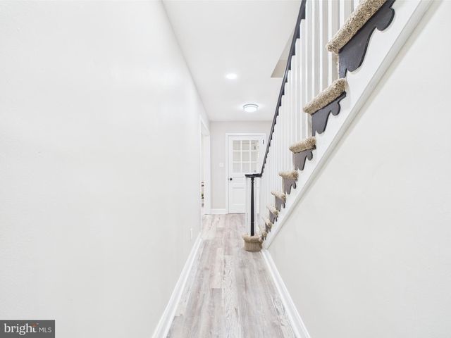 28 S QUEEN ST, Dover, DE 19904