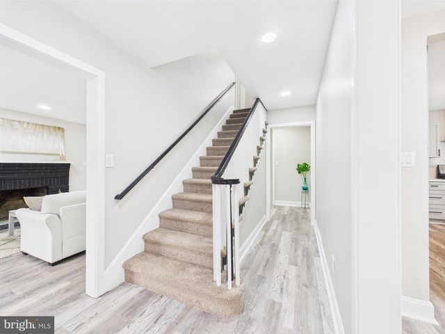 28 S QUEEN ST, Dover, DE 19904