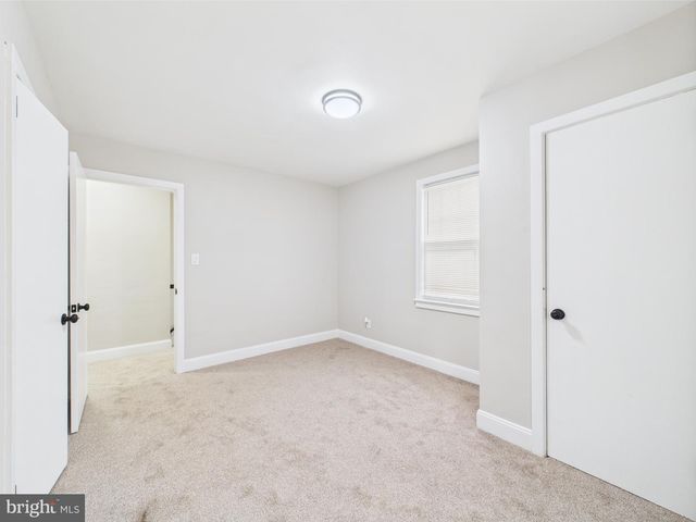 28 S QUEEN ST, Dover, DE 19904