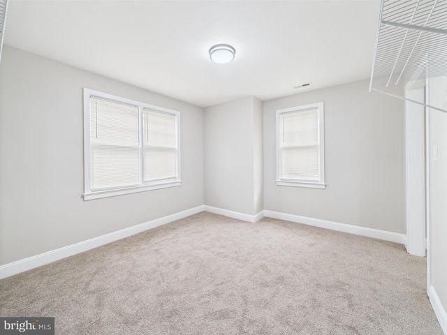 28 S QUEEN ST, Dover, DE 19904