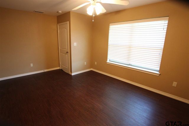 19391 King Ranch Dr., Flint, TX 75762