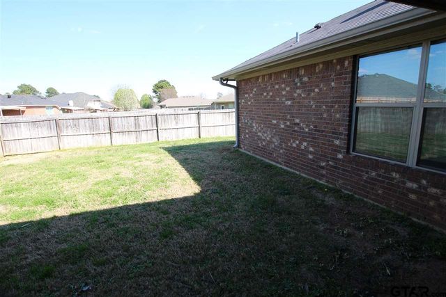 19391 King Ranch Dr., Flint, TX 75762