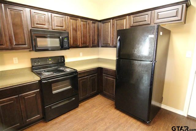 19391 King Ranch Dr., Flint, TX 75762
