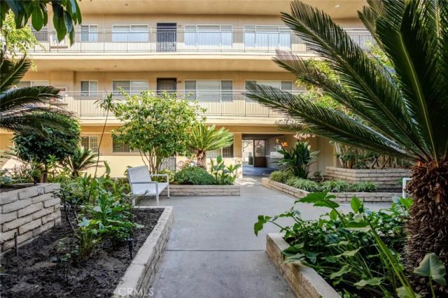 6339 Morse Avenue 108, North Hollywood, CA 91606