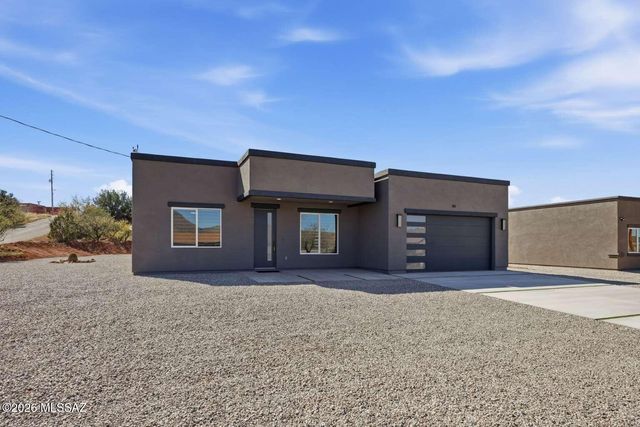 89 Circulo Penjamo, Rio Rico, AZ 85648