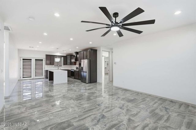 89 Circulo Penjamo, Rio Rico, AZ 85648