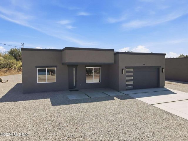 89 Circulo Penjamo, Rio Rico, AZ 85648