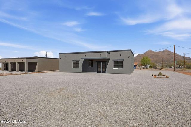 89 Circulo Penjamo, Rio Rico, AZ 85648