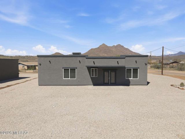 89 Circulo Penjamo, Rio Rico, AZ 85648